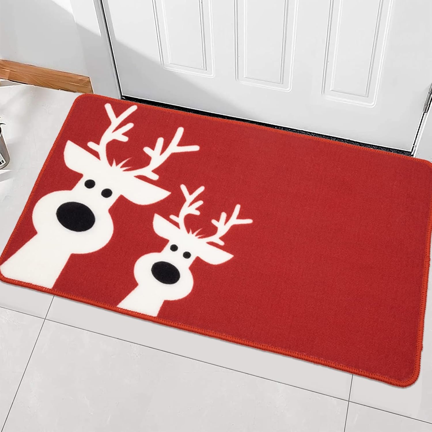 Peeking Reindeer Doormat Resist Dirt Entrance Rug Non Slip Christmas Welcome Mat Washable Xmas Doormat Entryway Front Door Merry Christmas Rug